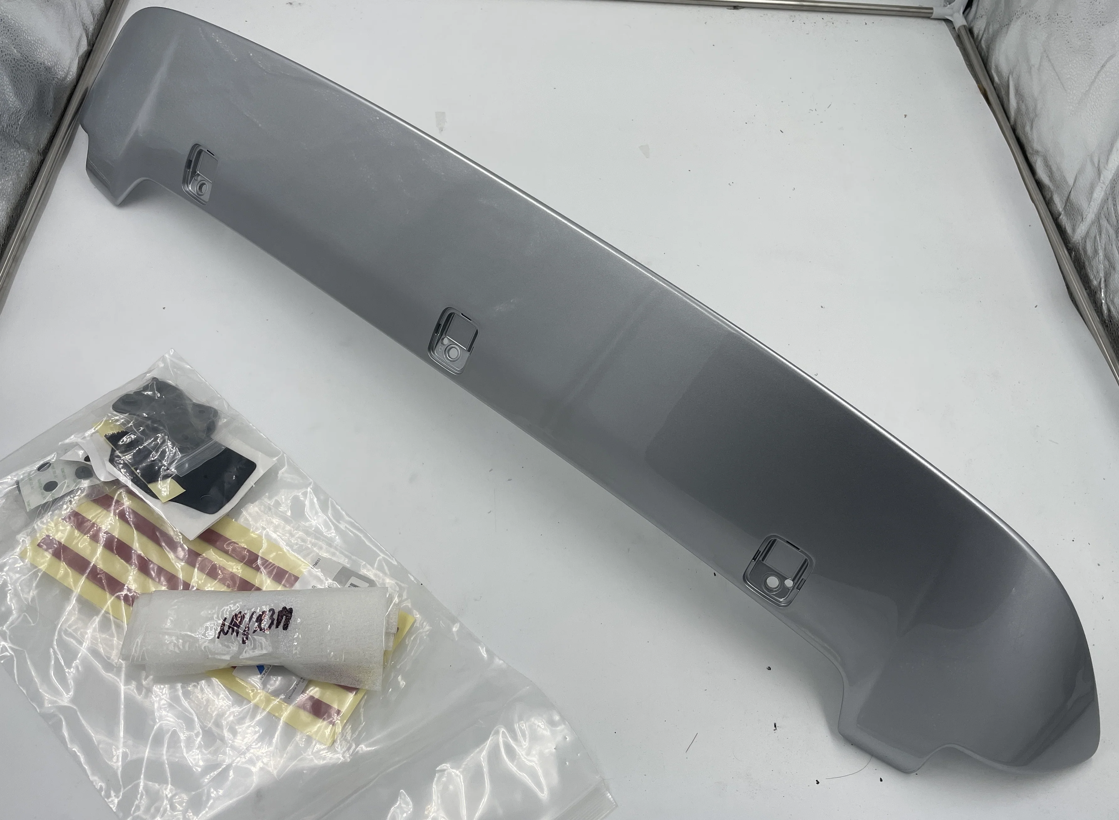 KIT TG SPOILER - NH623M | 08F02SAA620 | honda car part