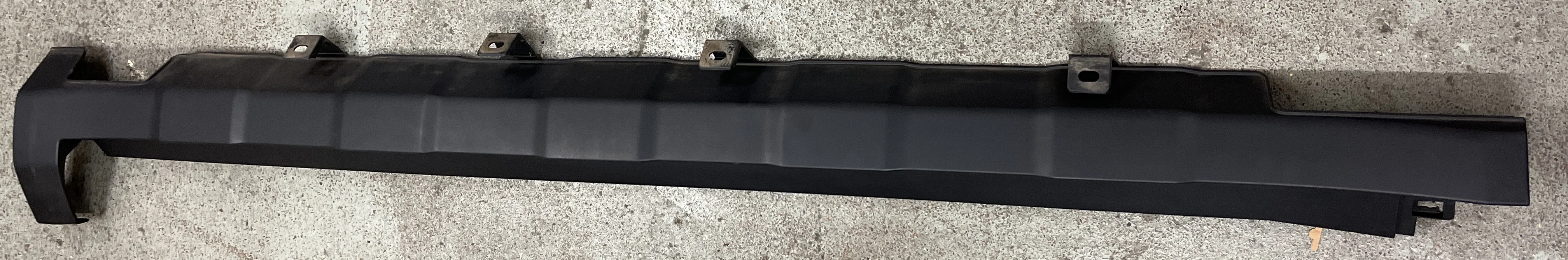 Honda CRV Right Hand Side Sill Garnish Assembly 71800-SWW-G01