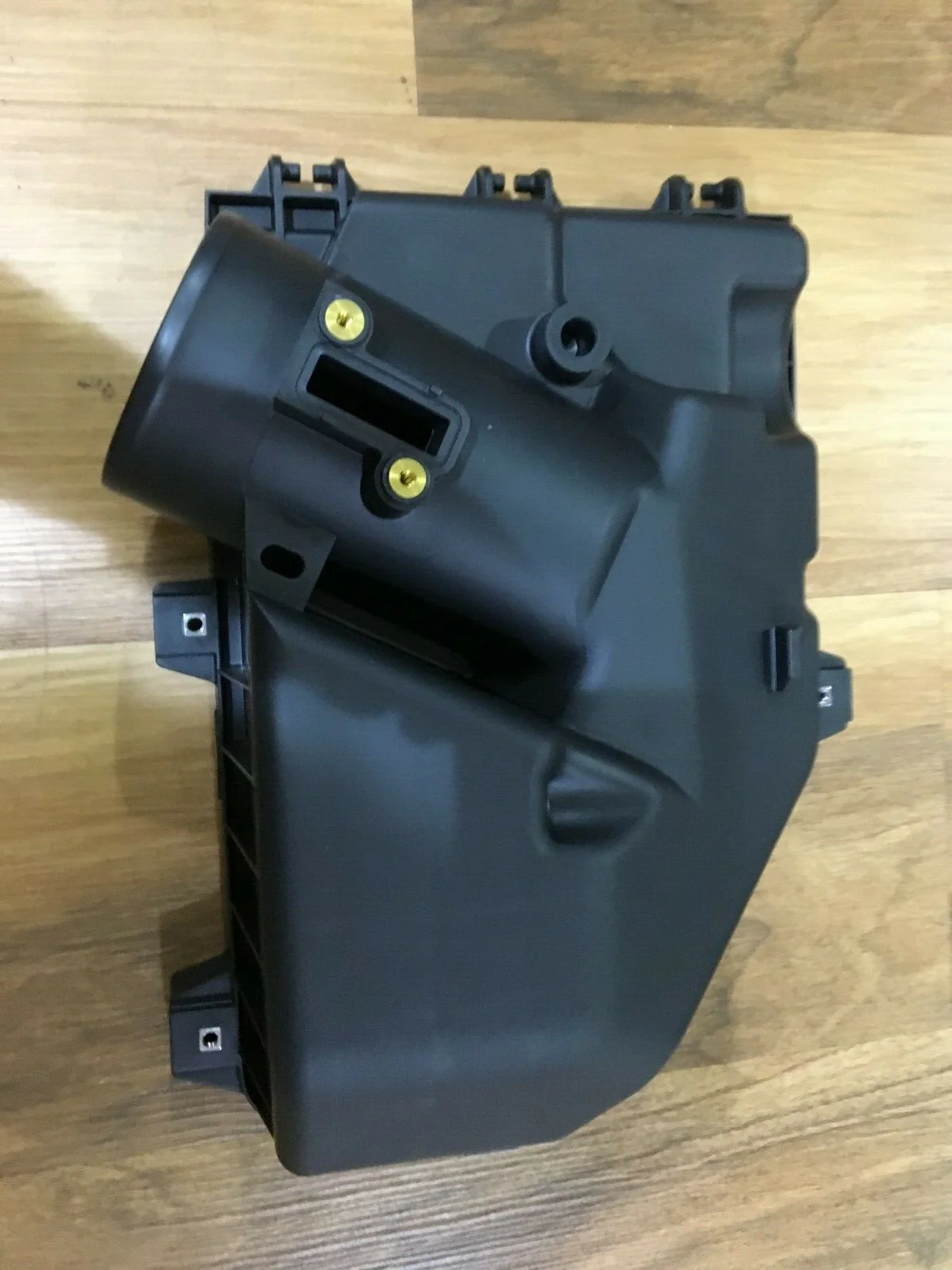 Genuine Honda CRV 2006 Air Cleaner Cover 17210-RMA-E00