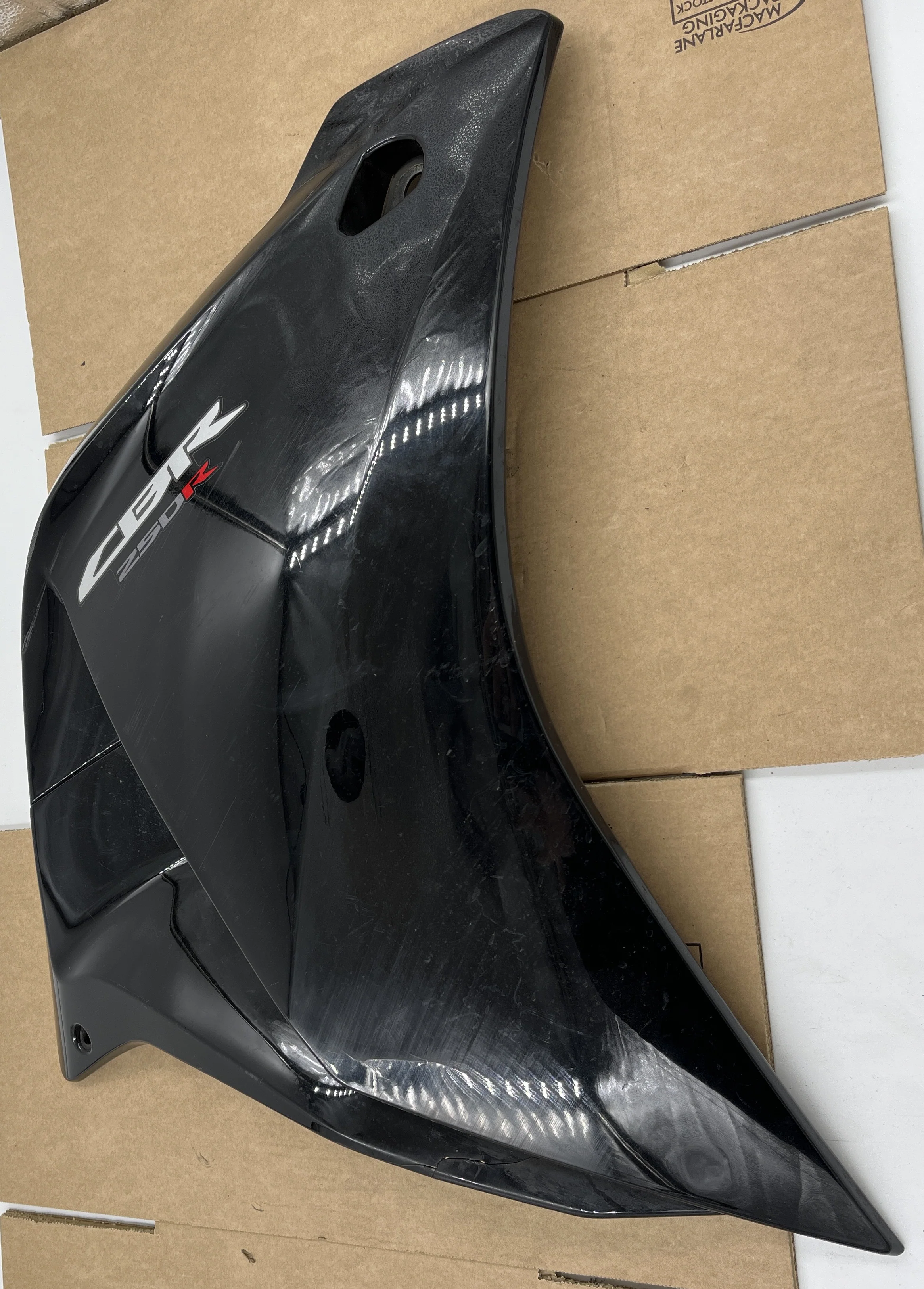 Honda CBR250R Right Hand Middle Cowl Set 64300-KYJ-900ZA