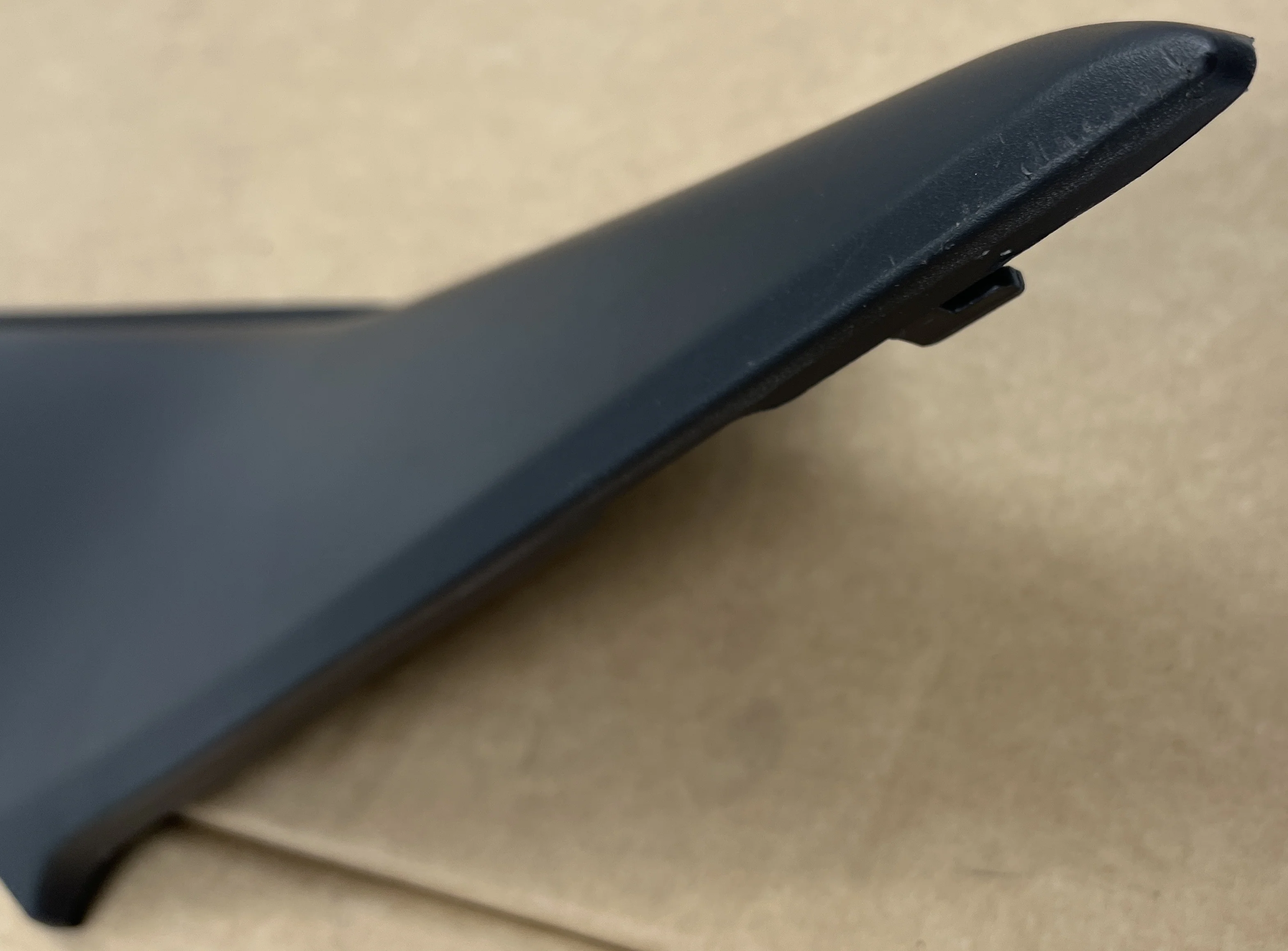 Honda CBR600RR Left Hand Side Cover 83700-MEE-000ZA - Image 2