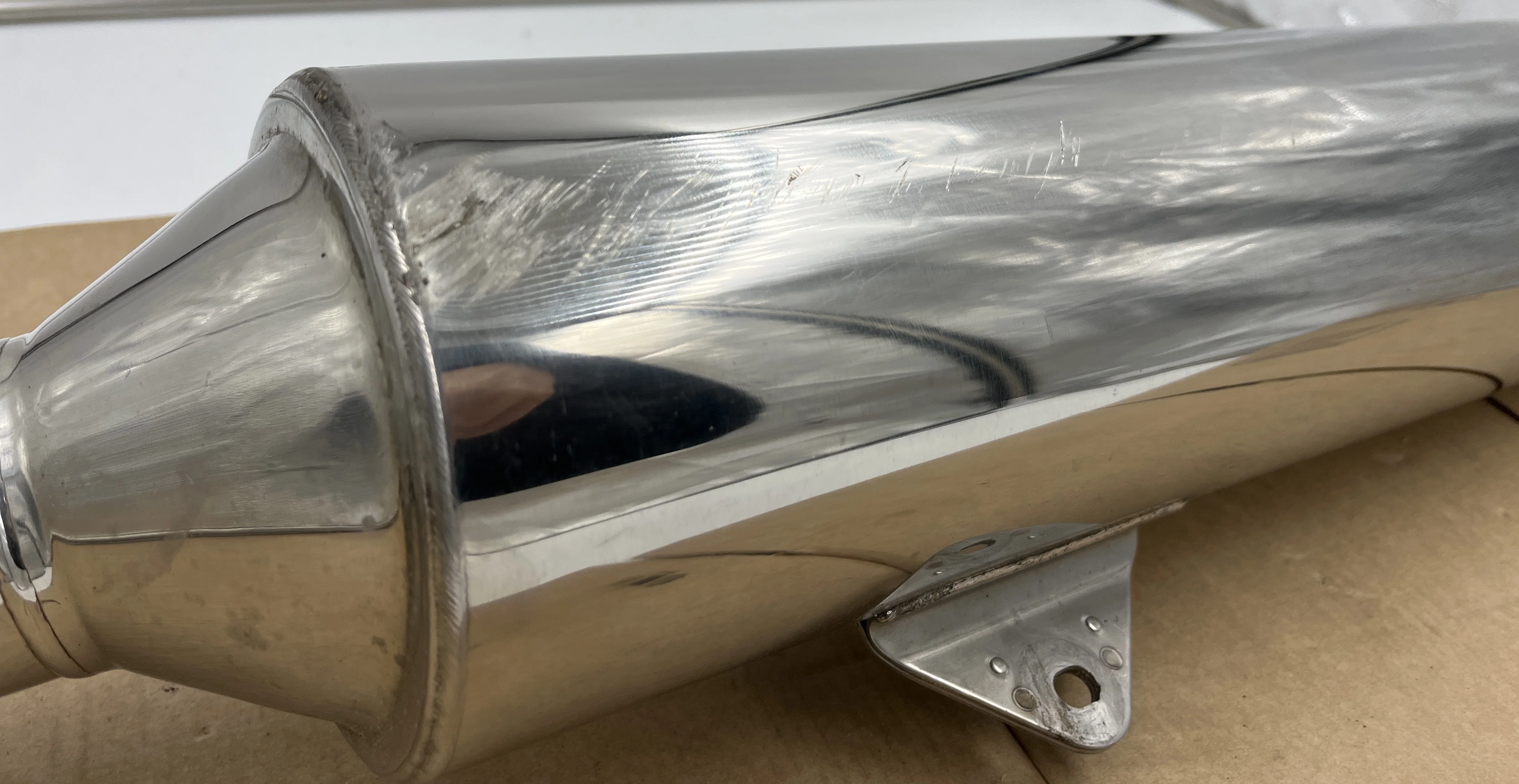 Honda Super Blackbird Right Hand Silencer 18310-MAT-L03 - Image 2